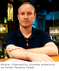 O jornalista e tradutor Nicolas Chernavsky
