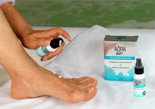 A fórmula do creme hidratante para os pés Aura 60+ é 100% natural